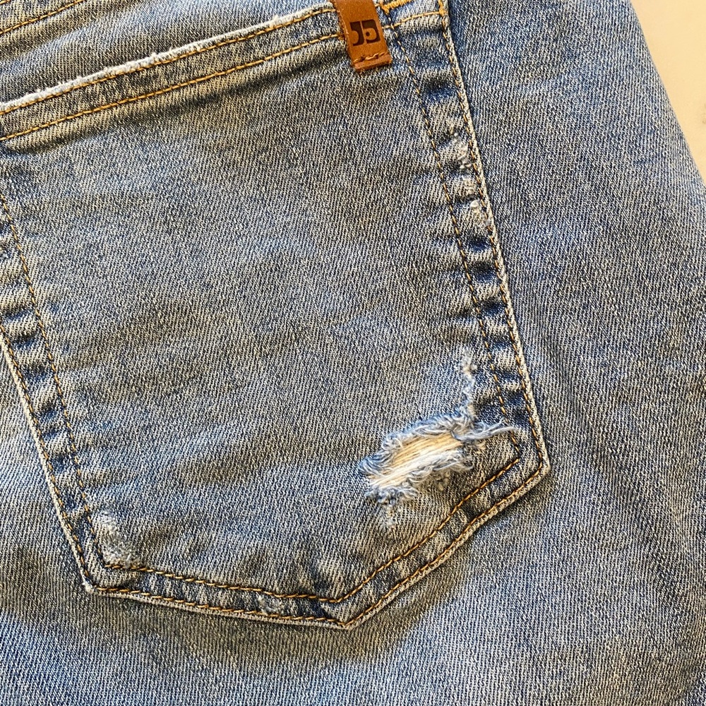 Joe’s Jeans shorts - Picture 3 of 6